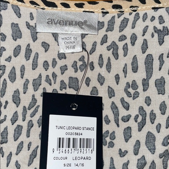 14/16W Avenue Leopard Stance Tunic (Sand/Black) - Picture 8 of 11